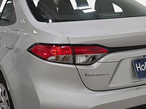 Certified 2025 Toyota Corolla LE FWD image 30