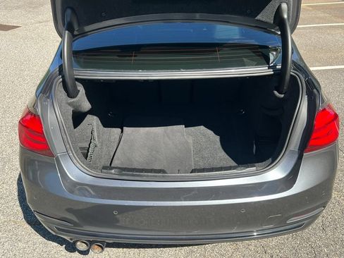 Used 2018 BMW 330i Sedan RWD image 19
