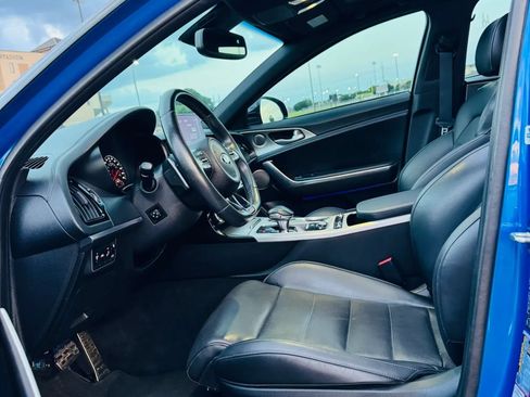 Used 2019 Kia Stinger GT2 RWD image 9