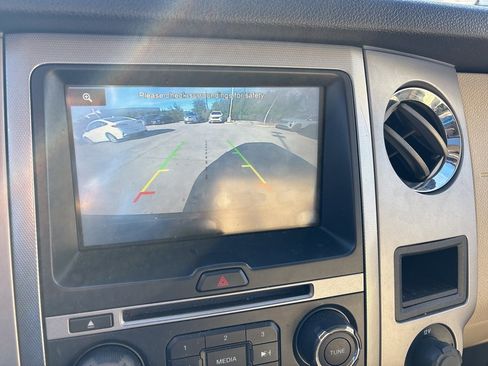 Used 2015 Ford Expedition EL XLT w/ Equipment Group 202A image 23