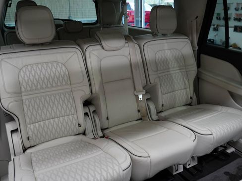 Used 2020 Lincoln Navigator L Black Label AWD/4WD image 36