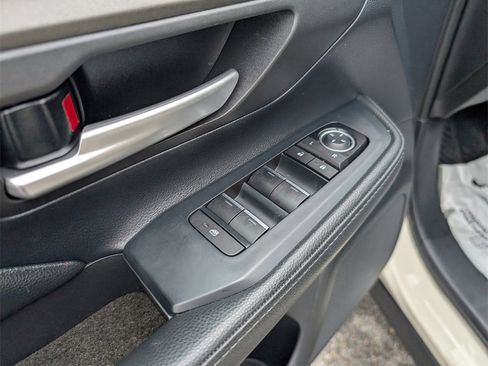 Used 2024 Toyota Grand Highlander XLE image 9