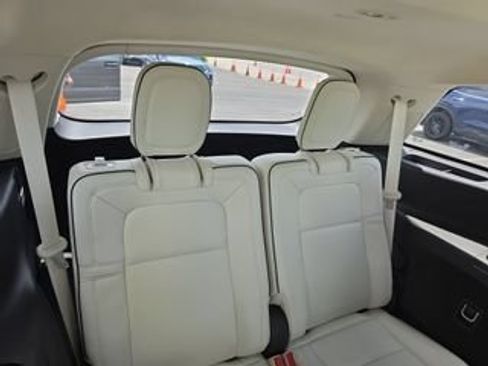 Used 2020 Lincoln Aviator Black Label w/ Dynamic Handling Package AWD/4WD image 11