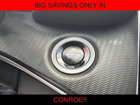 Used 2024 Jeep Grand Cherokee Altitude RWD image 18