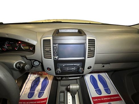 Used 2019 Nissan Frontier SV image 8