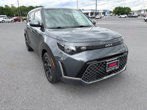 Used 2024 Kia Soul EX FWD image 7