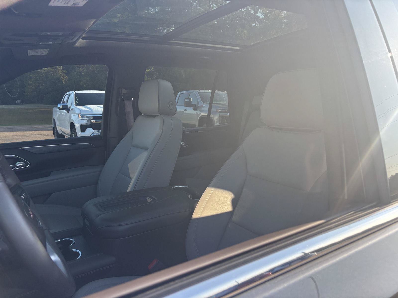 Used 2022 GMC Yukon SLT w/ SLT Premium Package RWD image 19