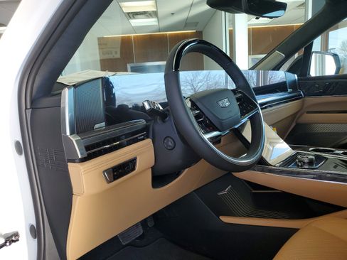 New 2025 Cadillac Escalade IQ Sport 2 image 15