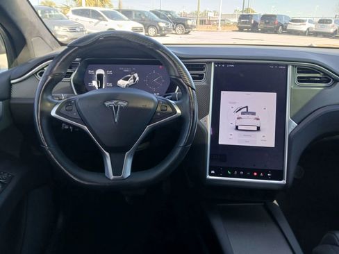 Used 2017 Tesla Model X 75D image 26