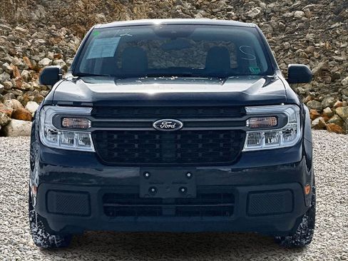 Used 2023 Ford Maverick XLT image 3