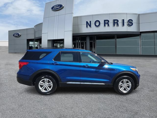 Used 2023 Ford Explorer XLT AWD/4WD image 5