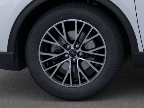 New 2025 Ford Escape SE w/ PHEV Premium Package FWD image 19