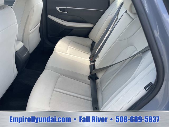 Used 2025 Hyundai Sonata SEL FWD image 13