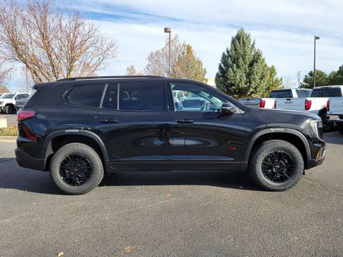 New 2026 GMC Acadia AT4 w/ Luxury Package image 2