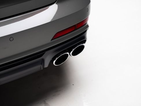 Used 2024 Audi S6 Premium Plus w/ Premium Plus Package image 33