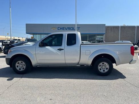 Used 2011 Nissan Frontier S w/ S Preferred Pkg RWD image 6