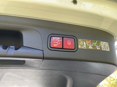 Used 2026 Mercedes-Benz GLE 350 4MATIC image 24