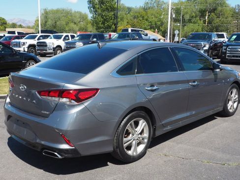 Used 2018 Hyundai Sonata Limited w/ Cargo Package FWD image 7