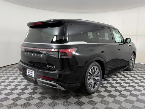New 2026 INFINITI QX80 Luxe w/ Cargo Package image 3