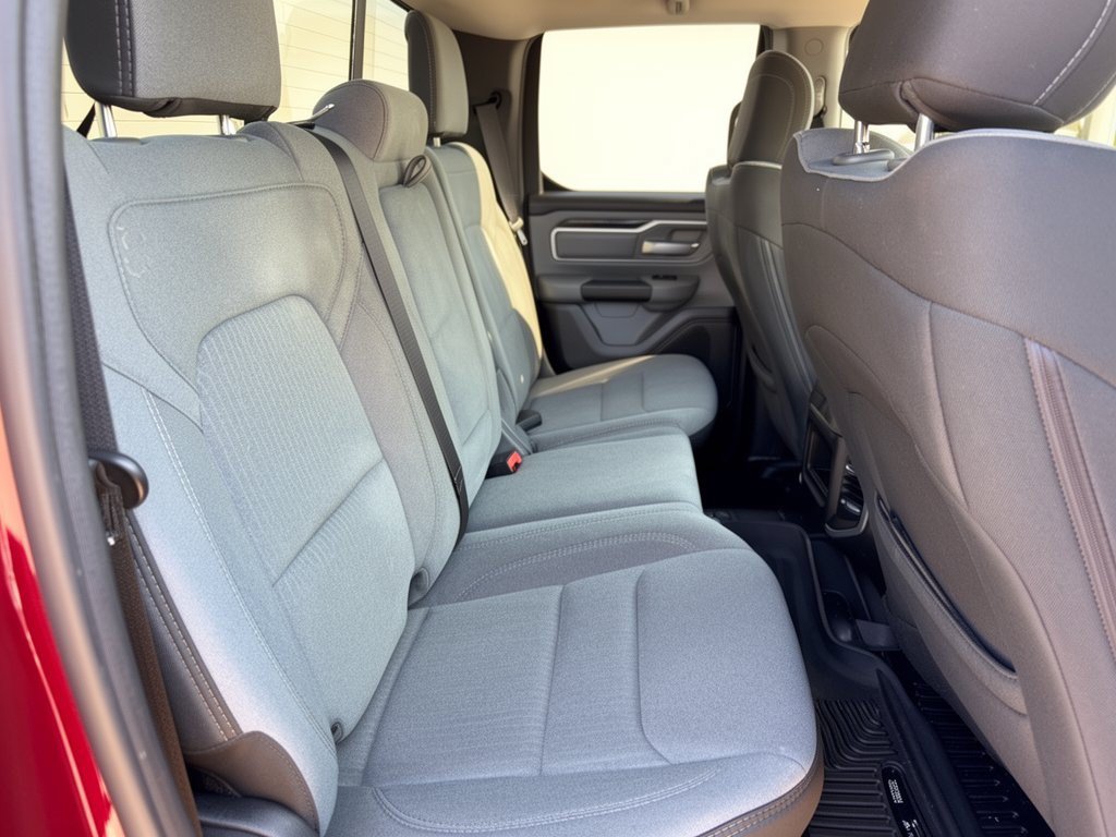 Used 2021 RAM 1500 Big Horn AWD/4WD image 29