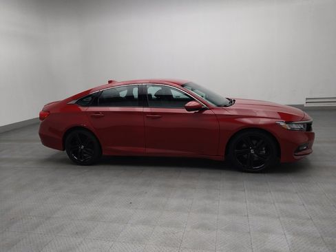 Used 2018 Honda Accord Sport image 11