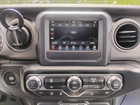 Used 2020 Jeep Wrangler Unlimited Sport S AWD/4WD image 81