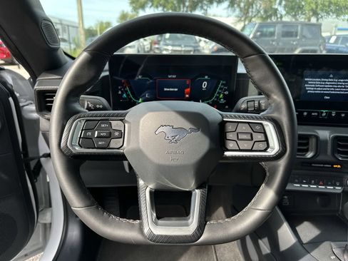 Used 2024 Ford Mustang Coupe RWD image 19