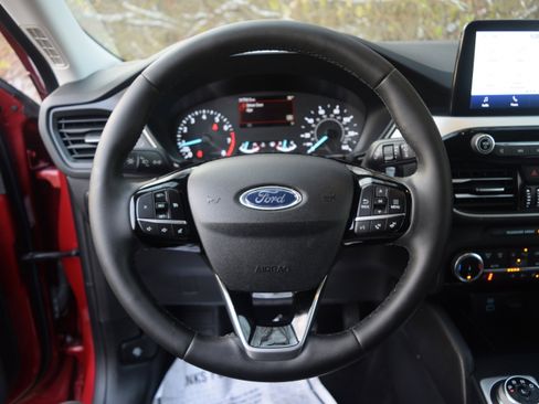 Certified 2022 Ford Escape SE w/ Convenience Package image 4