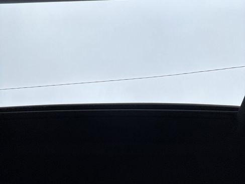 Used 2017 Dodge Charger SXT w/ AWD Plus Group image 11