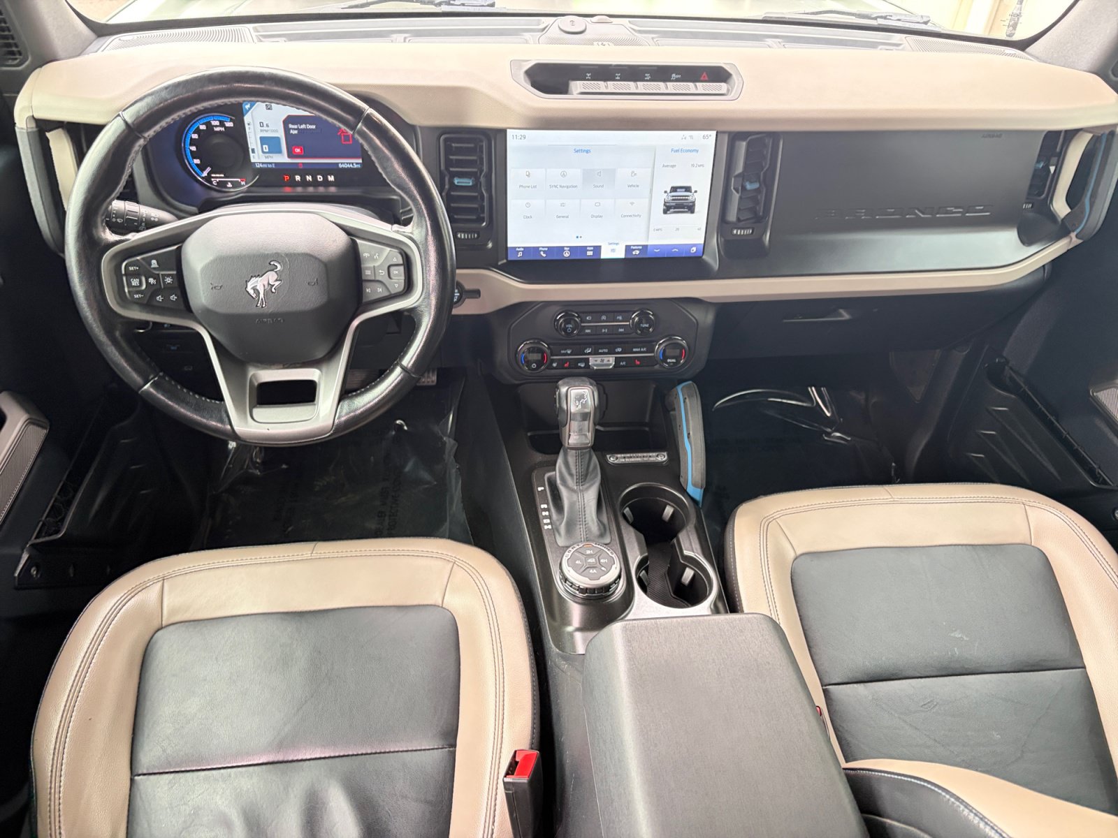 Used 2023 Ford Bronco Wildtrak AWD/4WD image 17