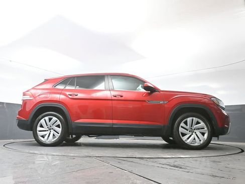 Used 2022 Volkswagen Atlas Cross Sport SE image 51