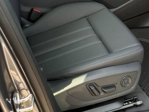 New 2025 Audi A6 e-tron Premium RWD image 12