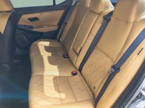 Used 2025 Nissan Sentra SV w/ SV Premium Package FWD image 18
