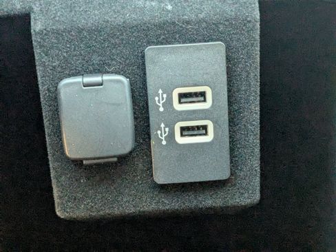 Used 2017 Lincoln Navigator Reserve image 26