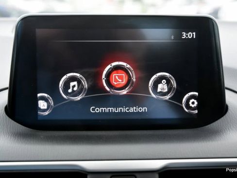 Used 2018 MAZDA MAZDA3 Touring FWD image 17