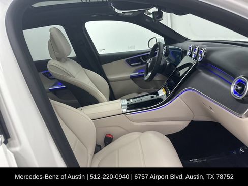 Used 2026 Mercedes-Benz GLC 300 image 29