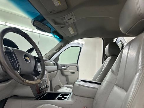 Used 2011 Chevrolet Silverado 2500 LTZ w/ Snow Plow Prep Package AWD/4WD image 33