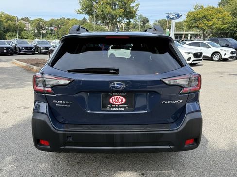 Certified 2023 Subaru Outback Premium image 6