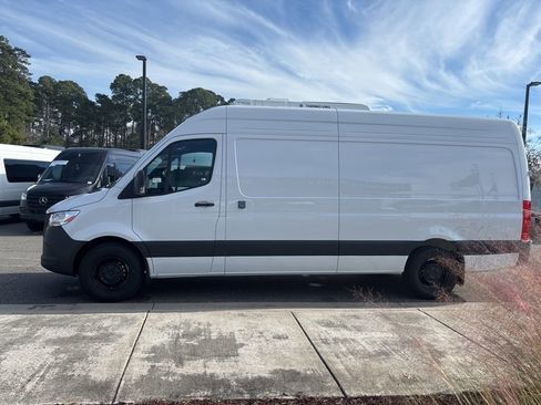 New 2026 Mercedes-Benz Sprinter 2500 image 6
