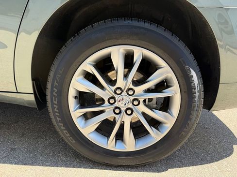Certified 2023 Buick Enclave Avenir FWD image 13
