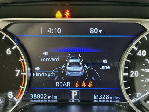 Used 2023 Nissan Altima 2.5 SV w/ SV Premium Package FWD image 19