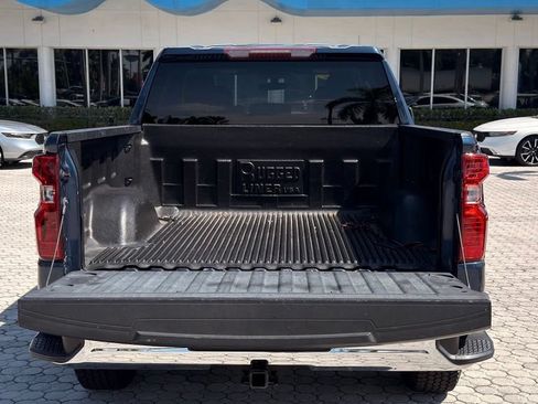 Used 2022 Chevrolet Silverado 1500 LT RWD image 16