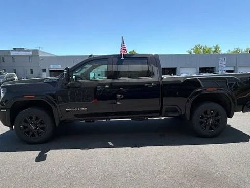 New 2026 GMC Sierra 2500 AT4 w/ Technology Package AWD/4WD image 4