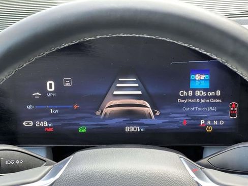 Used 2025 Chevrolet Equinox EV LT image 25