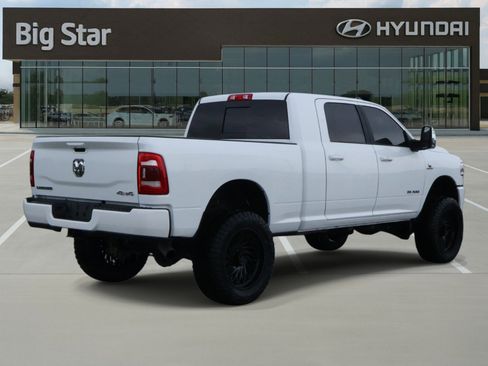 Used 2024 RAM 2500 Laramie w/ Sport Appearance Package AWD/4WD image 4