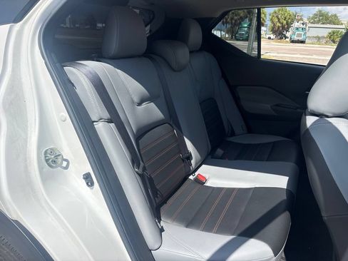 Used 2023 Nissan Kicks SR w/ SR Premium Package FWD image 14