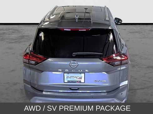 Used 2023 Nissan Rogue SV w/ SV Premium B Package AWD/4WD image 3