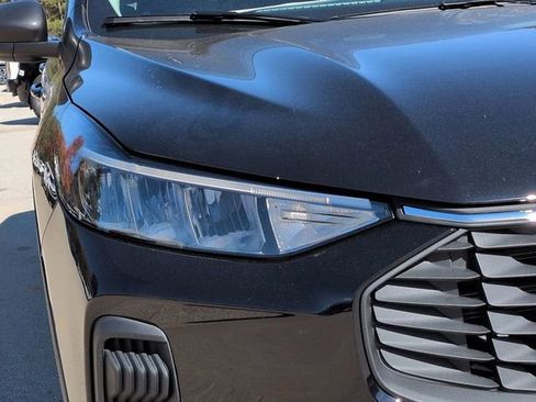 New 2026 Ford Escape Active image 9