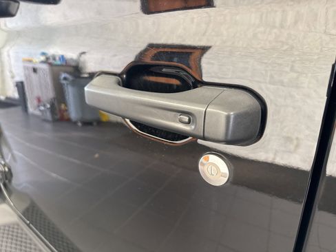 Used 2022 Jeep Wrangler Unlimited Sahara w/ Cold Weather Group image 12