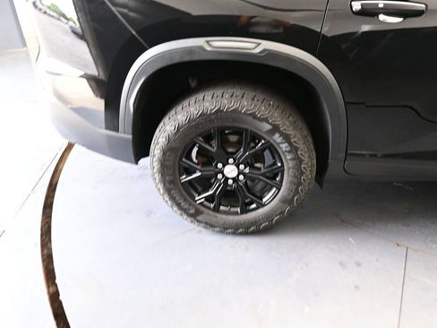 Used 2024 GMC Acadia AT4 AWD/4WD image 27